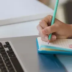 Co po studiach magisterskich? Odkryj najlepsze ścieżki kariery
