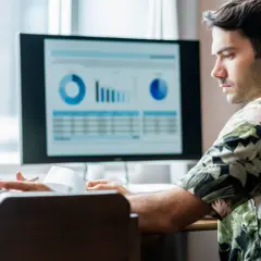 Jak napisać makro w Excel i uprościć swoją pracę krok po kroku