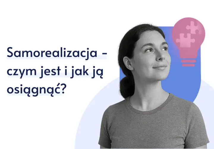Kobieta patrzy w górę obok ikony żarówki z puzzlami.