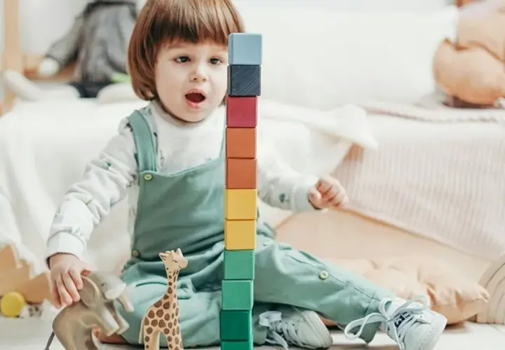 Maty edukacyjne dla dzieci od kiedy? Odkryj kluczowe etapy rozwoju