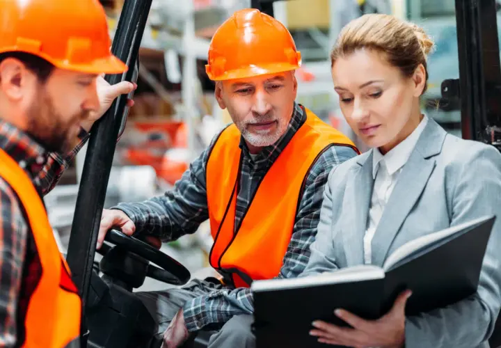 Jakie uprawnienia bhp po studiach umożliwiają rozwój kariery?