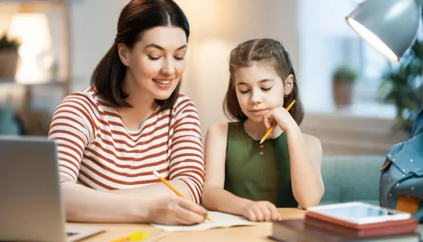 Nauczanie domowe dla kogo? Odkryj, kto może skorzystać z tej formy edukacji